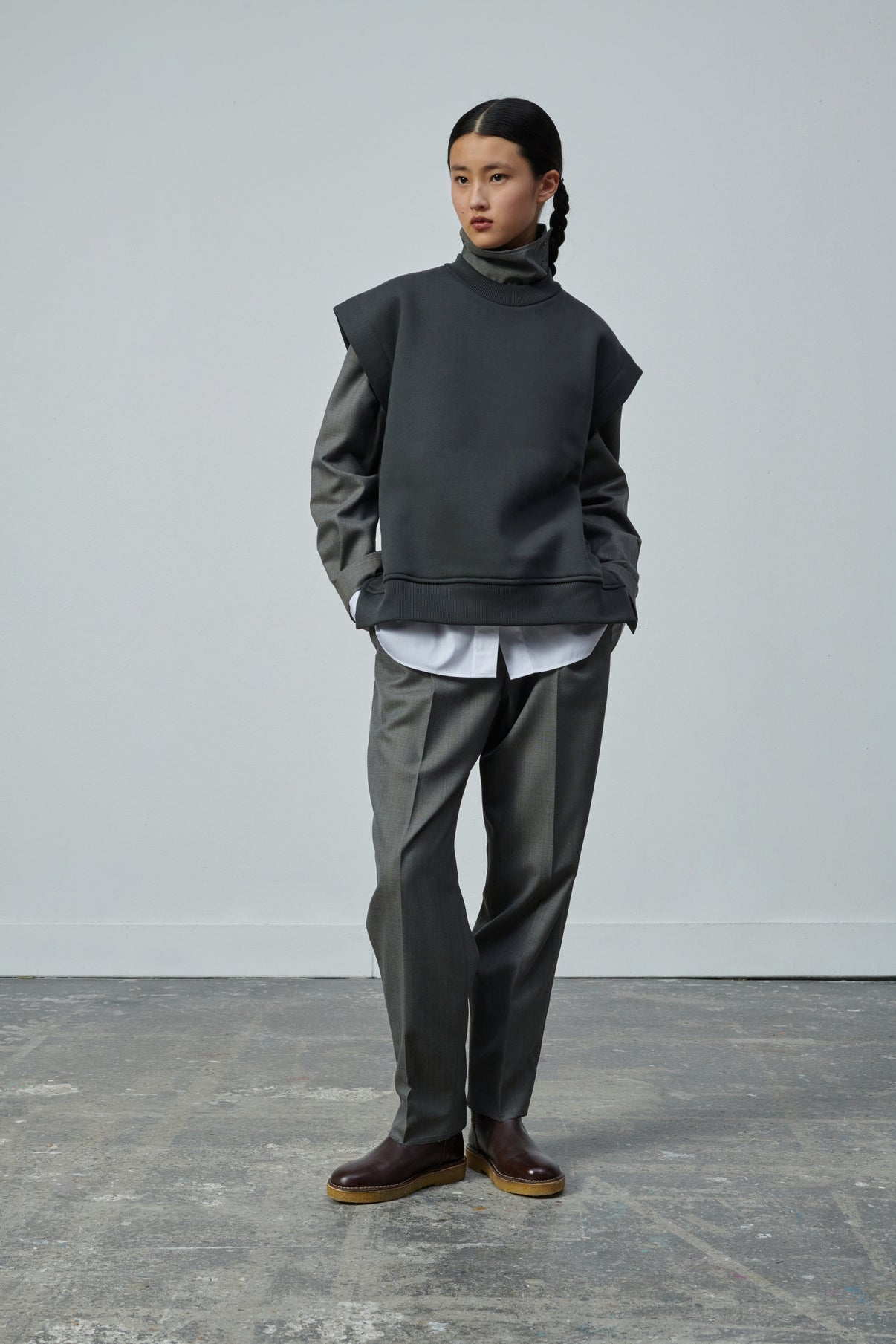 PANTALÓN JOHN vue 4